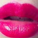 Dark pink lips 💋