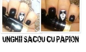 UNGHII  SACOU CU PAPION