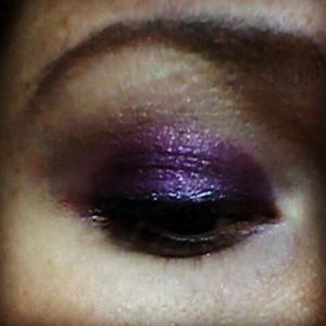 a intense purple look with a bit of glitter
