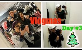 We Saw Santa ! Getting Ran Over, Trying On Clothes At The Mall, GRWM  Vlogmas Day #3