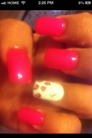 Hot pink & white cheetah nails . 