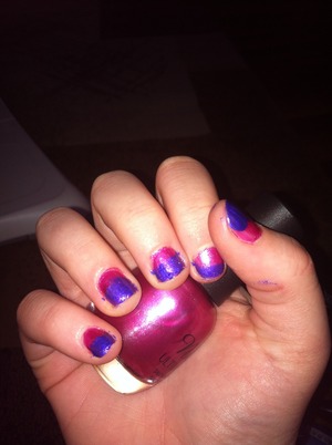 Just wet and wild (purple) and nina ultra pro (pink) nail polish 5min top