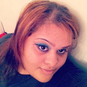My first time actually liking blue eye shadow on me lol 