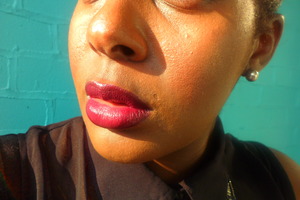MAC lipstick in Rebel
MAC Velvetella cremestick liner