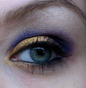 Gold/purple look