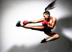 Body sculp contouring for this kickboxing shot