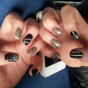 mix and match leopard print nails