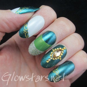 Read the blog post at http://glowstars.net/lacquer-obsession/2014/01/he-doesnt-want-to-read-the-message-here/