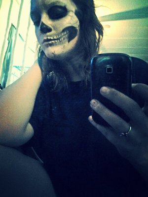 My first time ever messing around with face paint. Had so much fun doing this!! (: