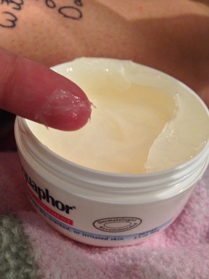 Aquaphor Healing Ointment Skin Protectant, Use After Hand Washing, 1.75 oz.  Tube - Walmart.com