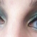 green eyes and green eyeshadow