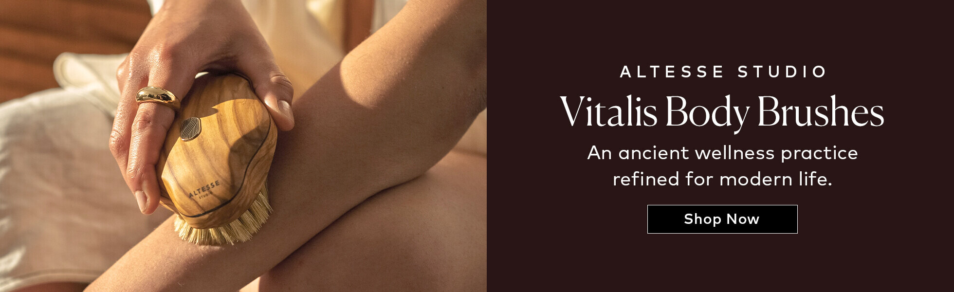 The Altesse Studio Vitalis Body Brushes combine centuries-old lymphatic drainage techniques with expert craftsmanship to deliver results in just 5 minutes a day. Shop them here at Beautylish.com