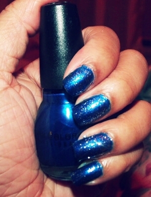 USED SINFUL COLORS (MIDNIGHT BLUE AND TOPED IT WITH QUEEN OF BEAUTY)