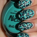 Leopard Nails