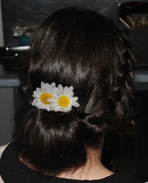 In a rush, this hairstyle is quick and easy yet quite effective.
Was done to go with an antique style dress.