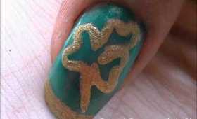 ONE MINUTE St Patricks Nails! St patricks nail art-easy nail art designs for beginners- short nails