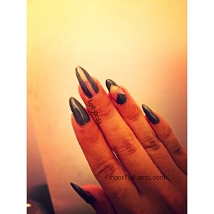 DETAILS HERE - http://fingertipfancy.com/grey-nails-using-nail-tape
