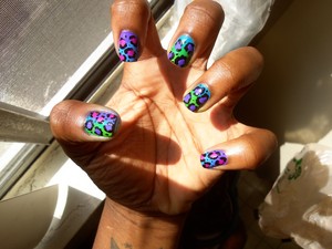 this remind me of lisa frank, love them!