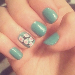 accent cherry blossom nails 