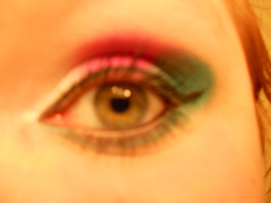 I relly liked this look. It's a huge pop of color. Again the look inspired by a Blink 182 album cover