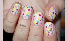 Elegant Floral Nail Art | Oscar de la Renta