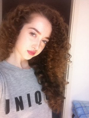 Curly hair without heat