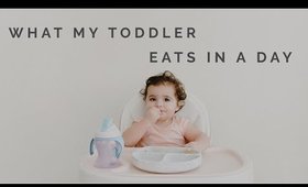WHAT MY 12 MONTH OLD DAUGHTER EATS IN A DAY | What My Toddler Eats In A Day Collab!!