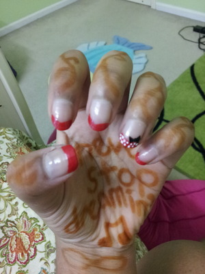 ignore the henna on my hand aha :) x I felt like channeling Minnie Mouse...