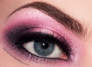 Pretty in Pink! Check out this gorgeous look from Meredith Jessica, featuring our Bianca lashes! http://bit.ly/IzEURo