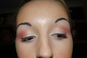 This is just the eye makeup before I applied false eyelashes.
A valentines themed smoky eye.