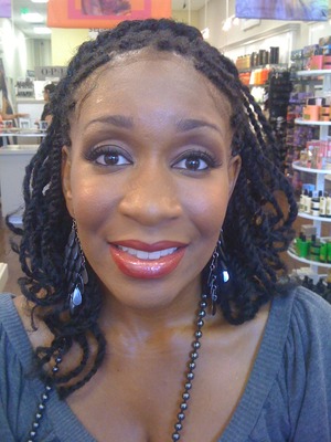 Bride Makeup Client!
www.shaniltonsvirtuouscreations.webs.com

(After used all Smashbox Products!)