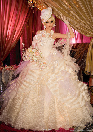 thedresses-3
View more:www.thedresses.com