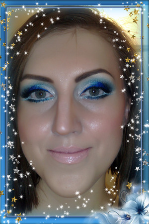 "Winter Frost"
step by step on my blog:http://www.staceymakeup.com/2011/11/tutorial-winter-frost.html