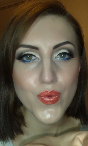 Pin Up with a twist: http://www.staceymakeup.com/2011/12/tutorial-pin-up-look.html