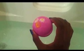 Lush Bubble bath bomb