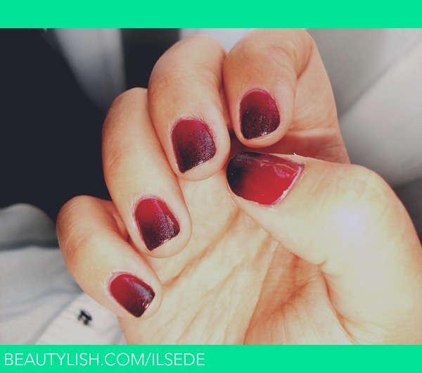 Red & Metallic black ombre nails | Ilse D.'s (IlseDe) Photo | Beautylish