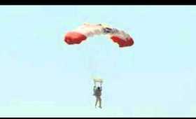 Video of felix baumgartner space jump date 2012 skydive - man jumps from 71 580 feet