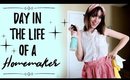 HOMEMAKER MOTIVATION VLOG! Christmas Decor Shopping, Cleaning, & Cooking Dinner! Day in the Life!
