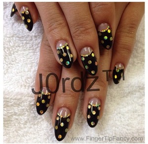 http://fingertipfancy.com/black-and-gold-deep-french