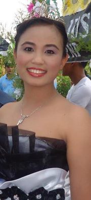Yvi E.