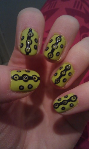 http://thenailsketeers.blogspot.com/2013/03/sunday-night-nails_23.html