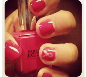 Breast Cancer Awareness Nails 