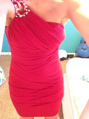 I got this dress from Debs for our schools Christmas dance. Like? (: