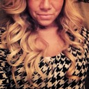 Perfect curls with curling iron. 
