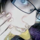 Golden Lips Golden Nails