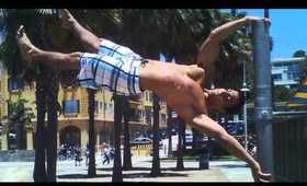 Sexy♥ Euro guy PLANKING in mid air. Santa Monica/Muscle beach