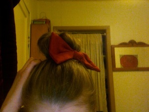 Bow hair style.
I couldn't get a good pic of it with my web cam... 