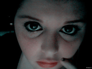 Just a very simple black eye liner with 
Nudy Pink Eye Circle Contacts c;