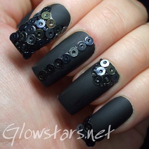 For more nail art, pics of this mani and its inspiration and products used visit http://Glowstars.net