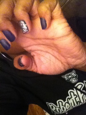 Matte navy blue nails
